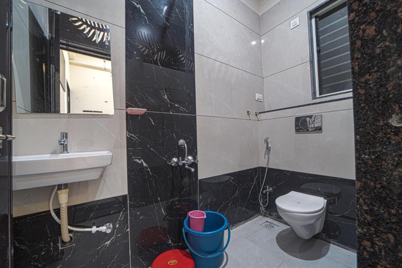 Hotel Saheb Kolhapur Zewnętrze zdjęcie