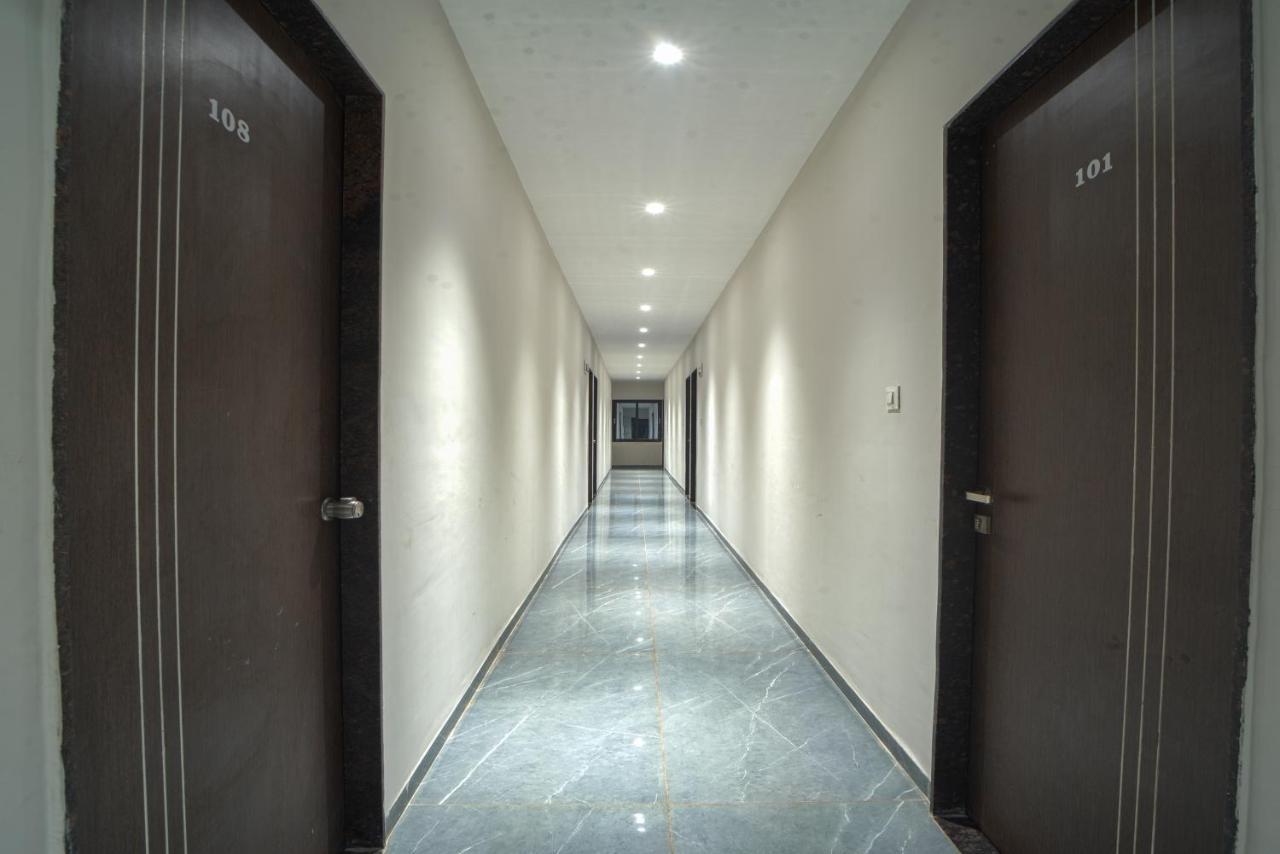 Hotel Saheb Kolhapur Zewnętrze zdjęcie